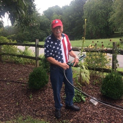 Volunteer at New Hope Cemetery